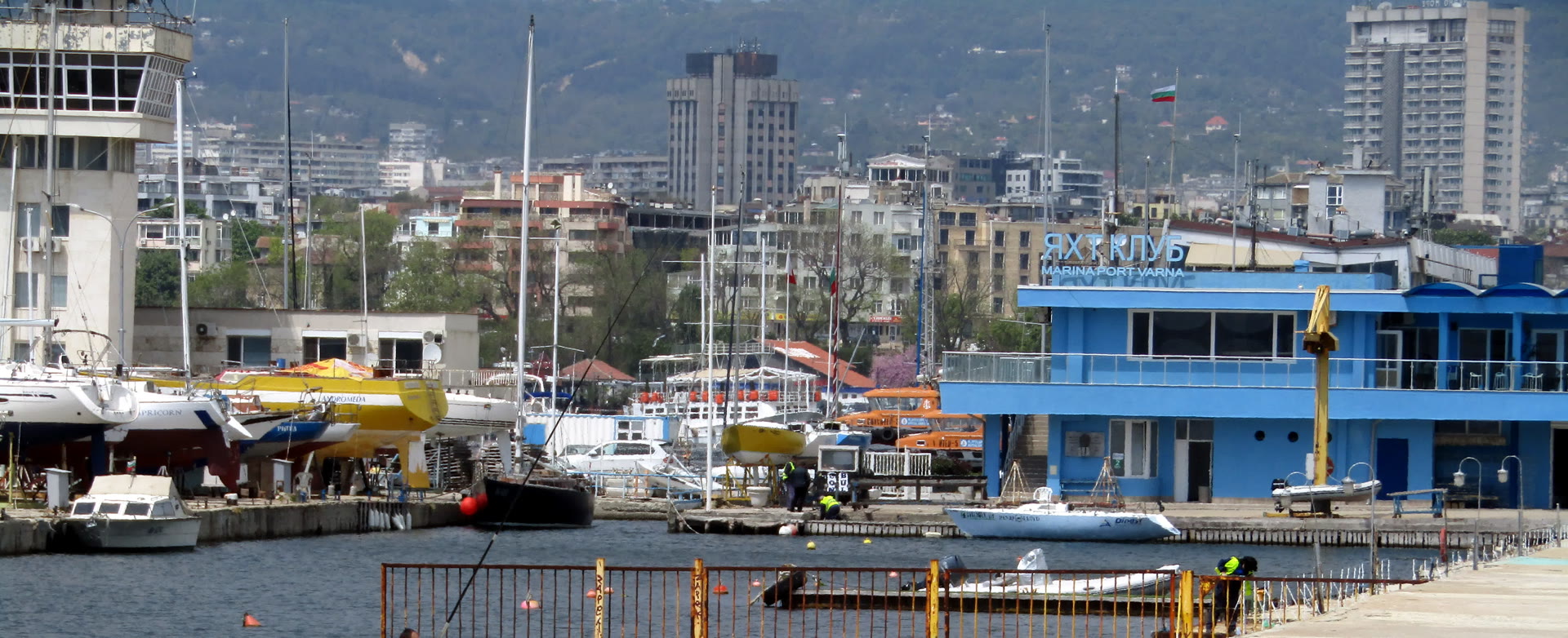 Le port et la marina de Varna